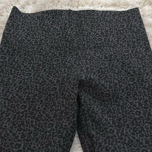 Loft Grey Black Leopard Print Leggings Size Small